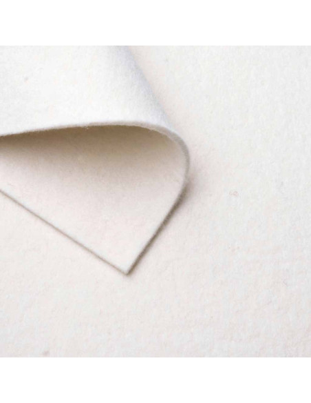 Felt White / 2.5-5 mm